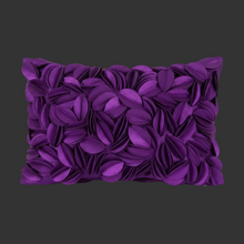 Laden Sie das Bild in den Galerie-Viewer, Kissen DOROTHY 30x50 cm