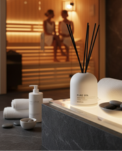 Laden Sie das Bild in den Galerie-Viewer, Raumduft Set - French Cotton -  Lily White (100ml)