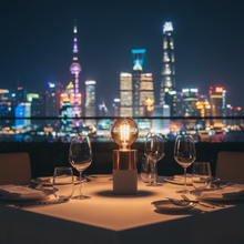 Laden Sie das Bild in den Galerie-Viewer, Tischleuchte Athen Beton/Kupfer Villeroy &amp; Boch