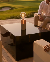 Laden Sie das Bild in den Galerie-Viewer, Tischleuchte Athen Beton/Kupfer Villeroy &amp; Boch