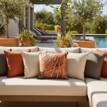 Laden Sie das Bild in den Galerie-Viewer, Kissenhülle PAVANE 50 x 50 cm SAND