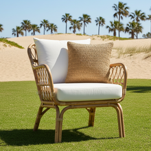 Laden Sie das Bild in den Galerie-Viewer, Kissen ROO SAND 60 x 60 cm