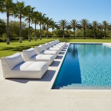 Laden Sie das Bild in den Galerie-Viewer, Outdoor Day Bed STAY BLOMUS