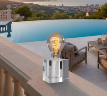 Laden Sie das Bild in den Galerie-Viewer, LED Tischleuchte Cubic  inkl. Leuchtmittel