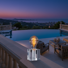 Laden Sie das Bild in den Galerie-Viewer, LED Tischleuchte Cubic  inkl. Leuchtmittel