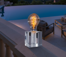 Laden Sie das Bild in den Galerie-Viewer, LED Tischleuchte Cubic  inkl. Leuchtmittel