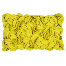 Laden Sie das Bild in den Galerie-Viewer, Kissen DOROTHY 30x50 cm